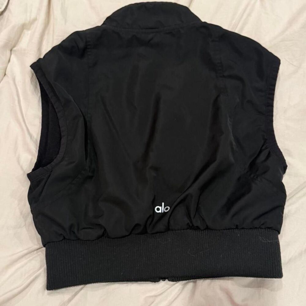 Alo-yoga Women's Black Gilet